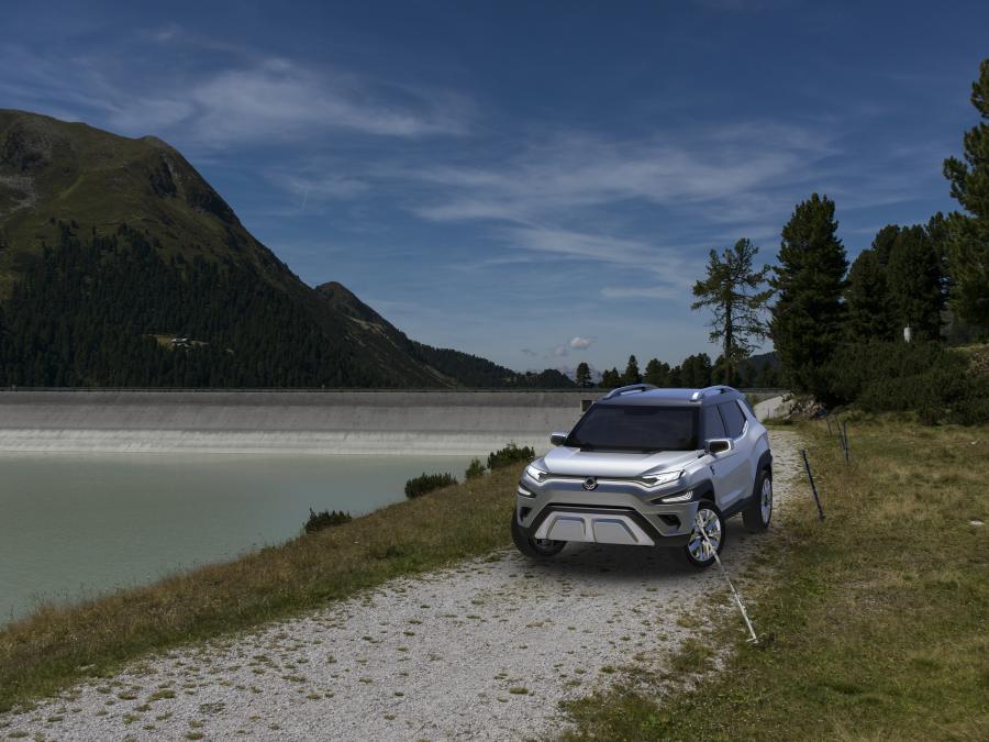 SsangYong XAVL Concept 2017 года  (фото 21 из 33)